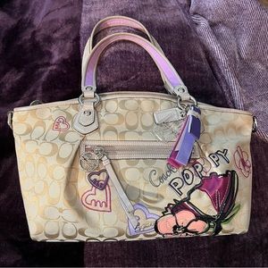 Authentic COACH POPPY Purse w/flower appliqué
